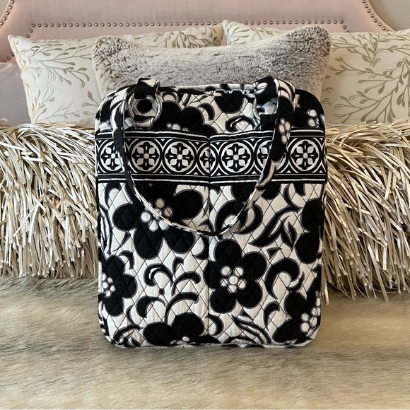 VERA BRADLEY Night & Day Magnetic Tall Tote White Black Floral Y2K Commuter - Picture 1 of 12